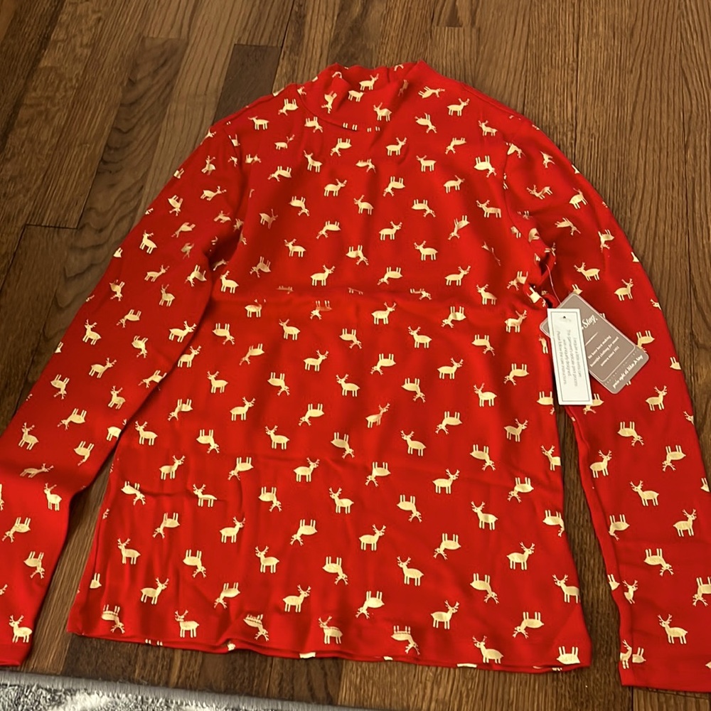 Christmas long sleeve shirt women’s size S(4/6)